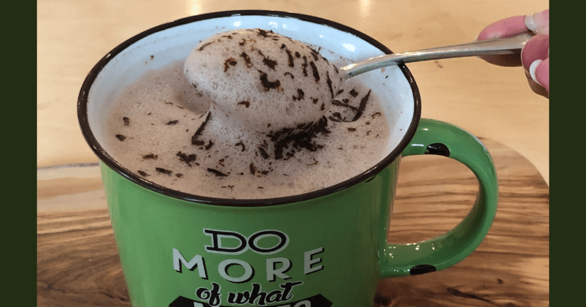 Honey Cinnamon Matcha Latte Recipe With Milkadamia